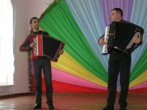 Преподаватели играли для студентов Концерт народной музыки в ИГГУ