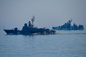 Россия вывела в Черное море ракетные корабли и катера