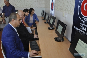Турция подарила трём болградским сёлам компьютерные классы