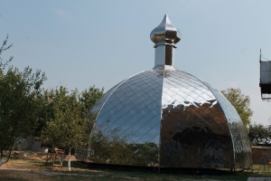 Над церковью Иоанна Богослова засияет новый купол
