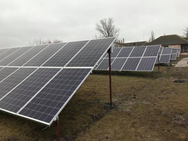 В Измаильском районе установили сразу две солнечные станции. <br>В посёлке Суворово построили две солнечные станции для домохозяйств на 30 кВт под "зеленый" тариф <br>