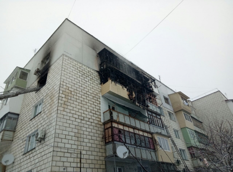 В районе крепости выгорели три квартиры: говорят, причиной стали самодельные петарды