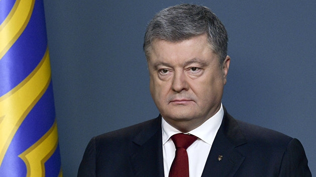 Президент Украины пообещал не продлевать военное положение