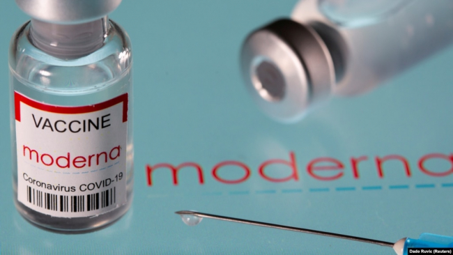В ЕС разрешили прививать подростков вакциной Moderna