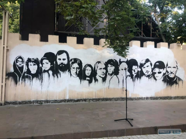 Стена рок-н-ролла появилась в Одессе
