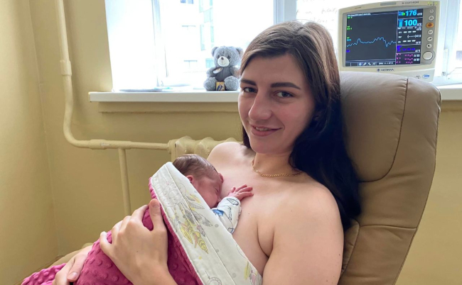 Не міг дихати самостійно: у "Охматдиті" врятували новонародженого